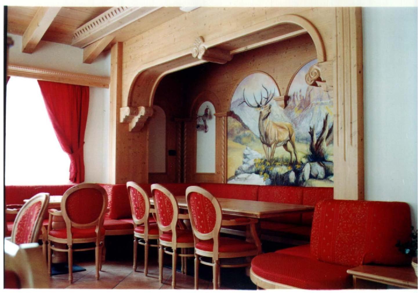 Hotel Valacia Pozza di Fassa Exterior photo